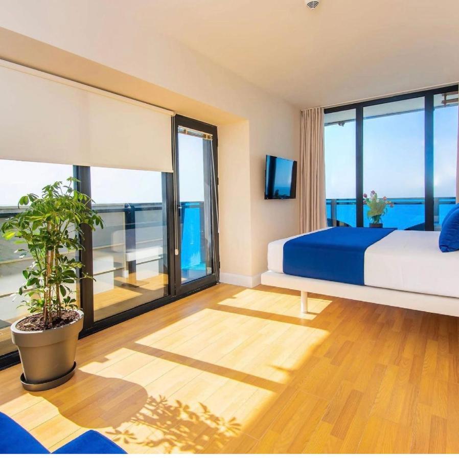 אפרטהוטל באטומי Orbi City Luxury Towers מראה חיצוני תמונה