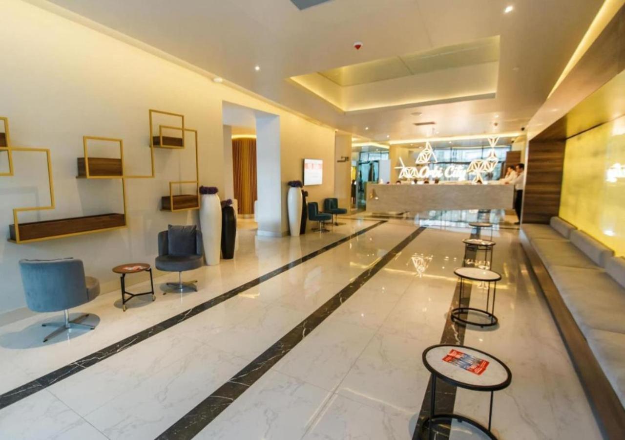 אפרטהוטל באטומי Orbi City Luxury Towers מראה חיצוני תמונה